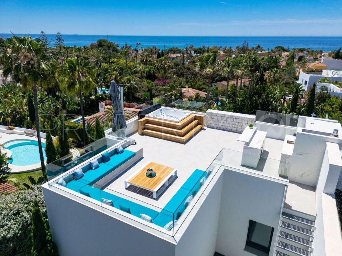 4 bedrooms Marbella City villa for sale