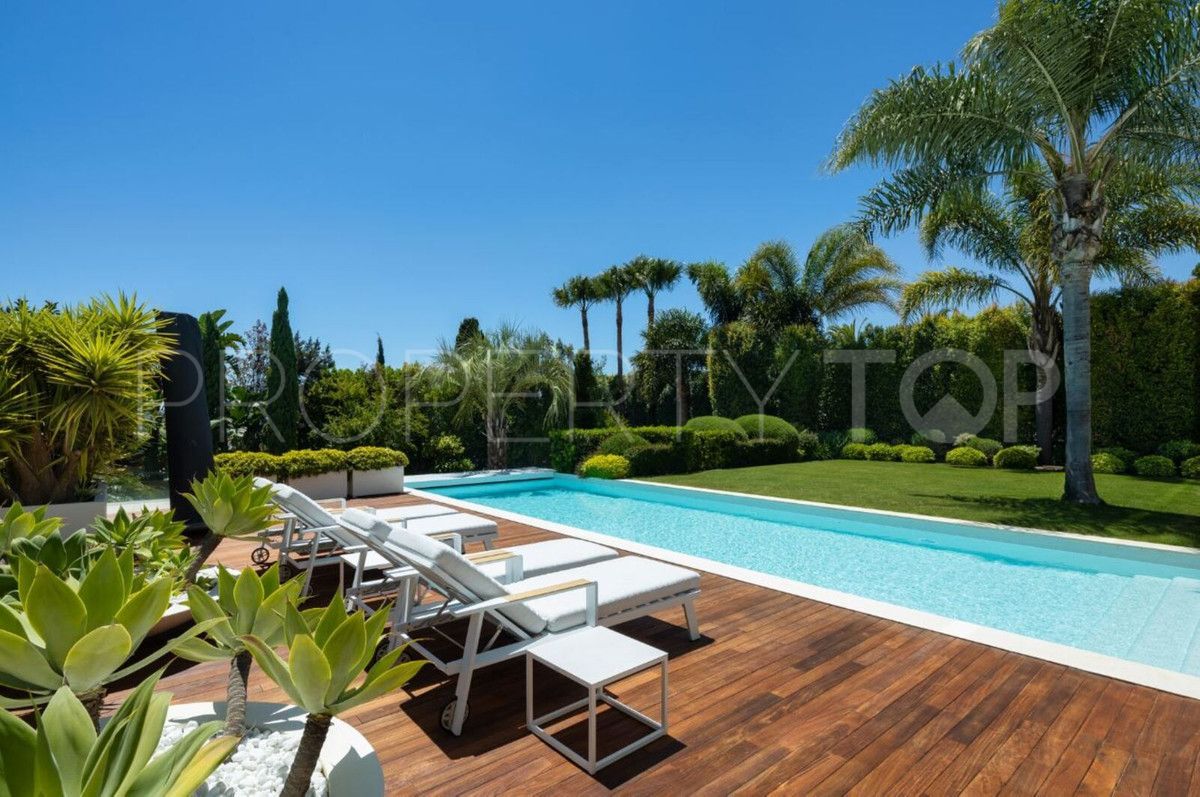 4 bedrooms Marbella City villa for sale