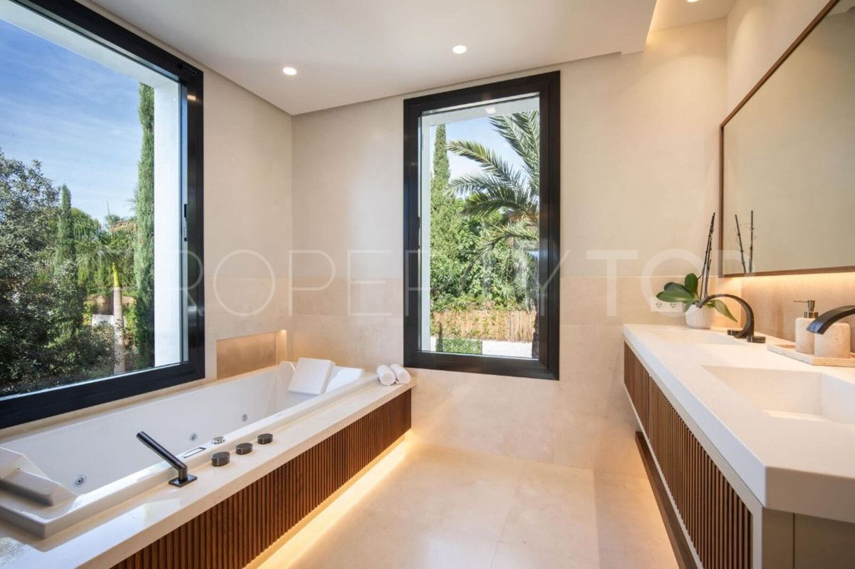 Se vende villa en Marbella Golden Mile de 5 dormitorios