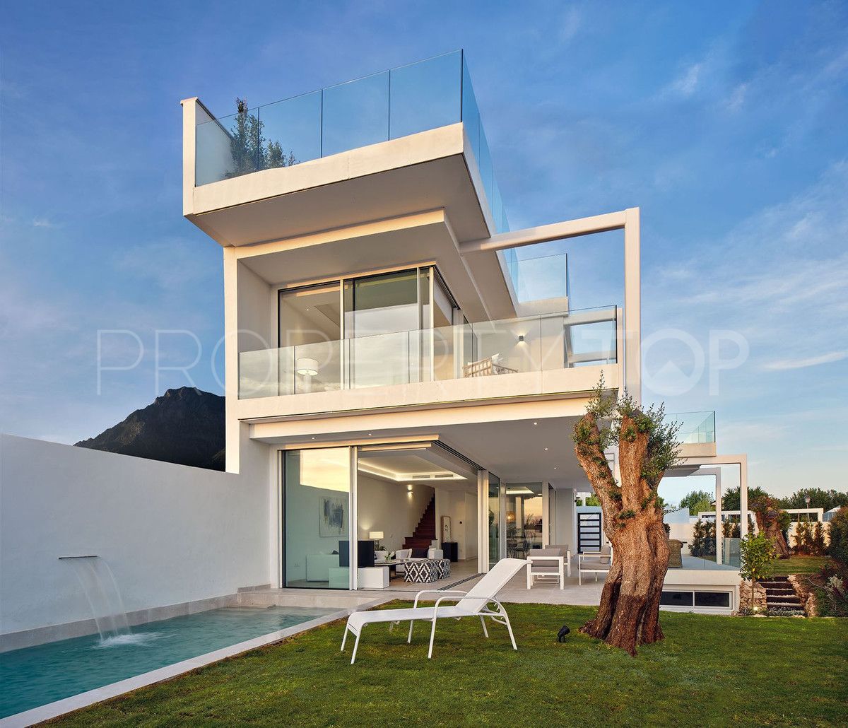 Comprar villa en Marbella Ciudad