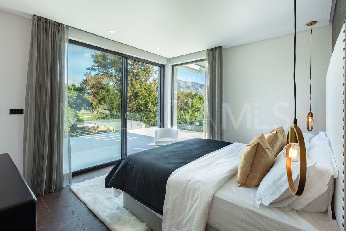 Nueva Andalucia, villa with 6 bedrooms for sale
