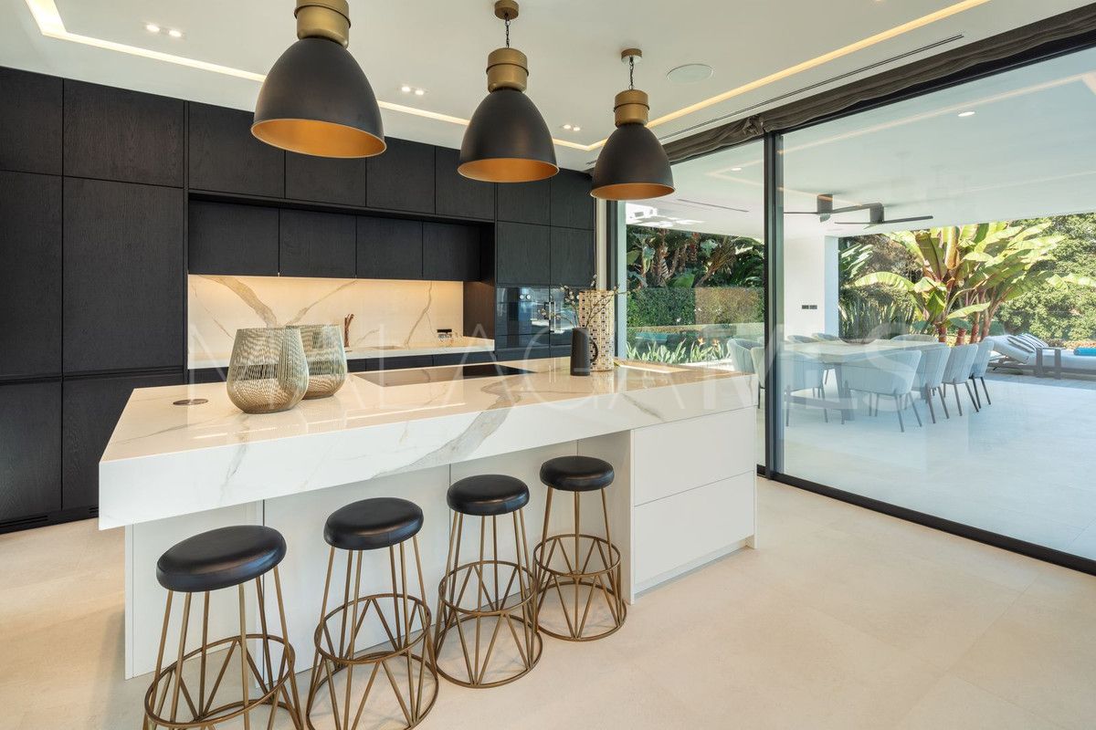 Nueva Andalucia, villa with 6 bedrooms for sale