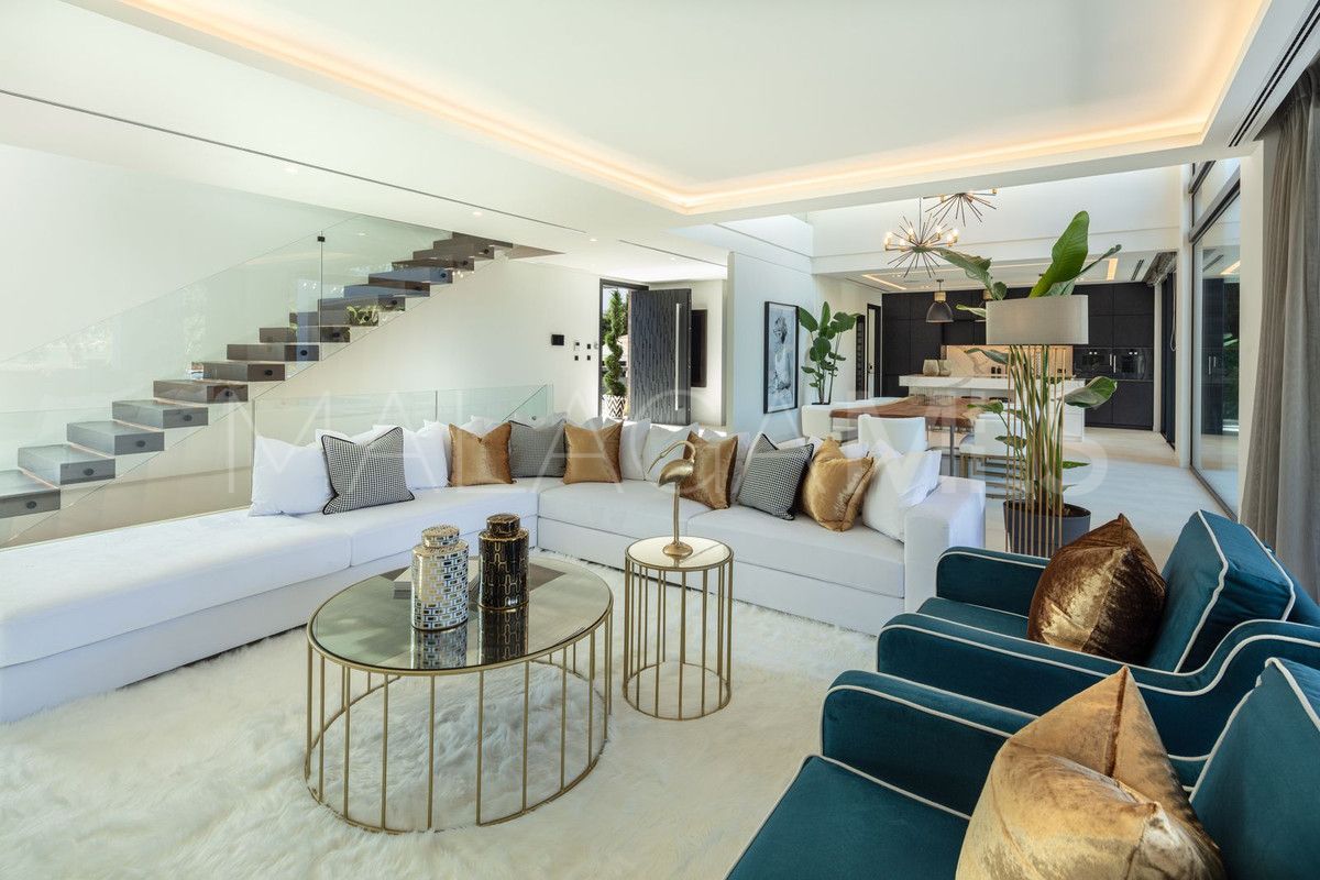 Nueva Andalucia, villa with 6 bedrooms for sale