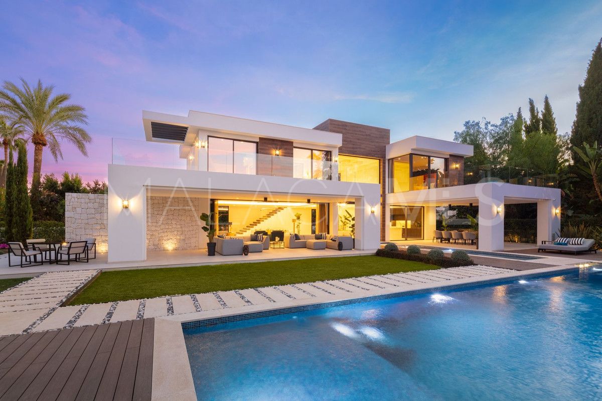 Nueva Andalucia, villa with 6 bedrooms for sale