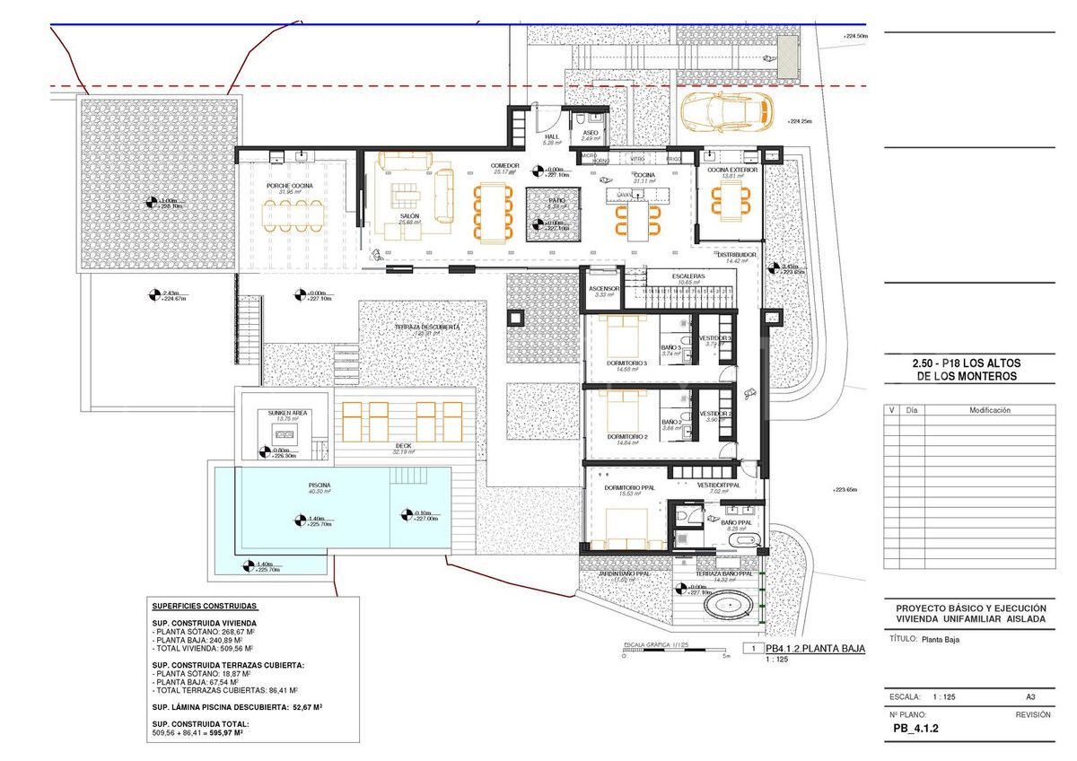 Villa de 4 dormitorios en venta en Marbella Ciudad