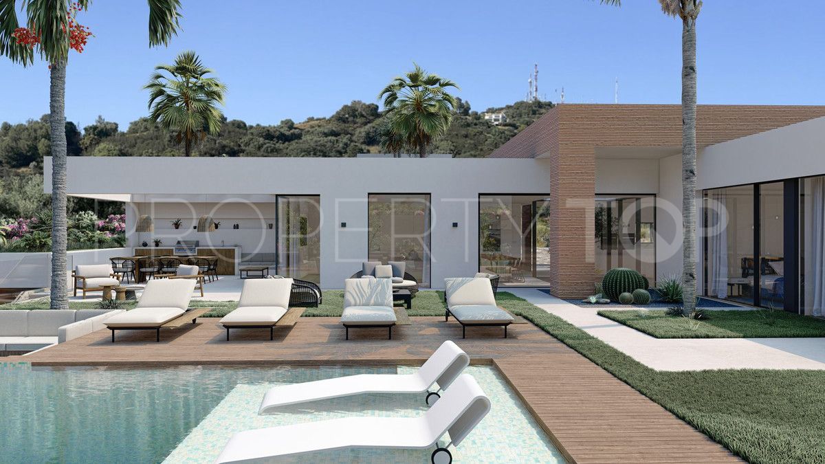 Villa de 4 dormitorios en venta en Marbella Ciudad