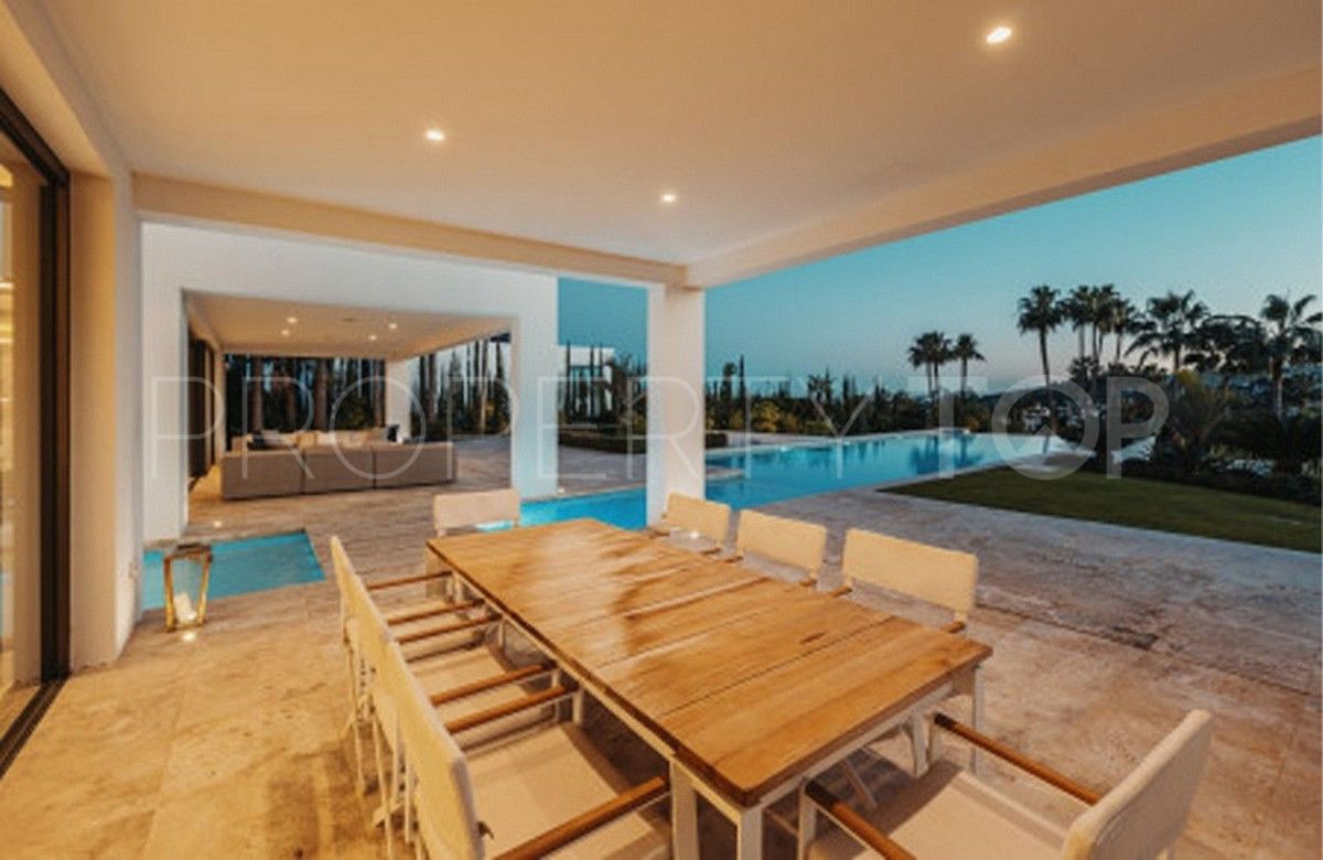 6 bedrooms Marbella City villa for sale