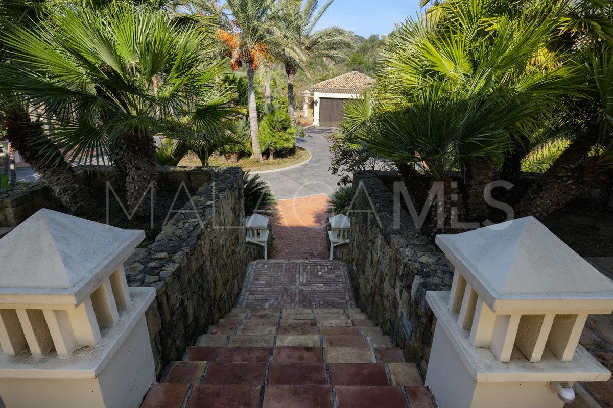 Villa in Marbella City for sale