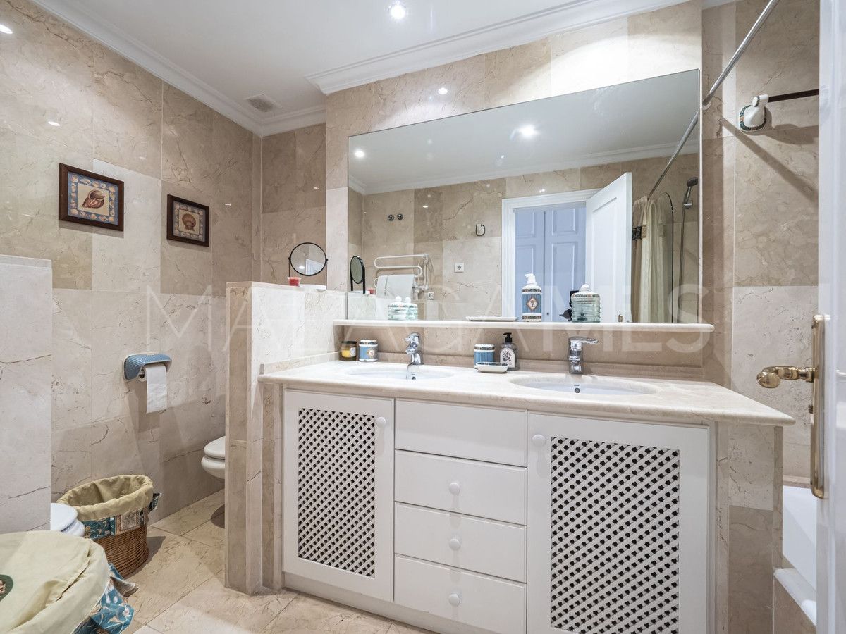 Lägenhet for sale in Marbella - Puerto Banus