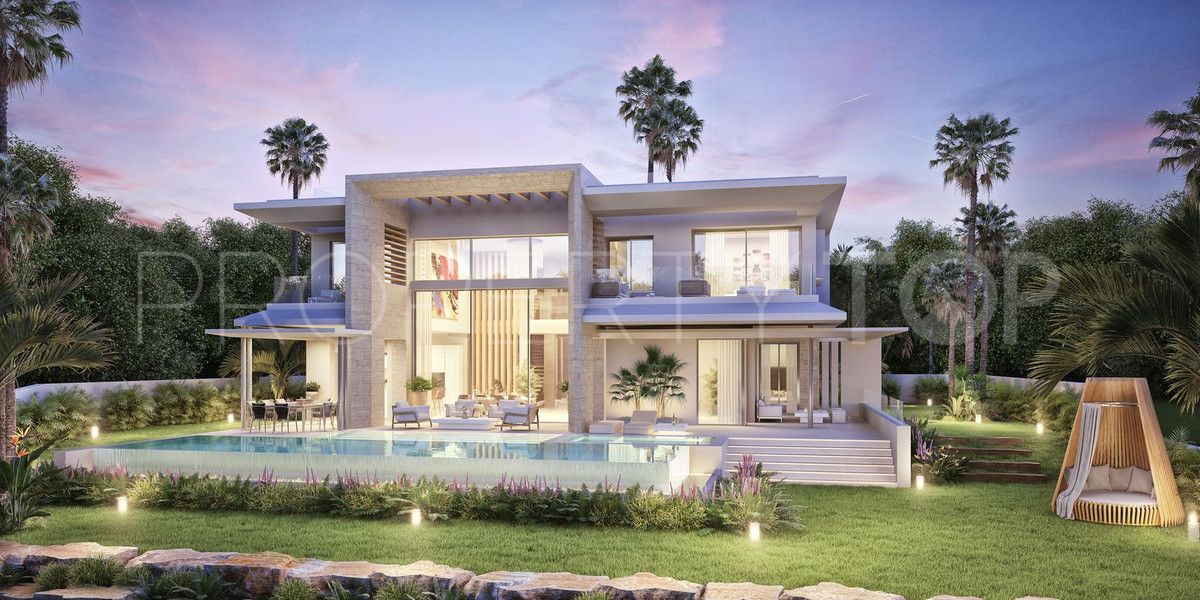 Se vende villa en Marbella Ciudad con 4 dormitorios