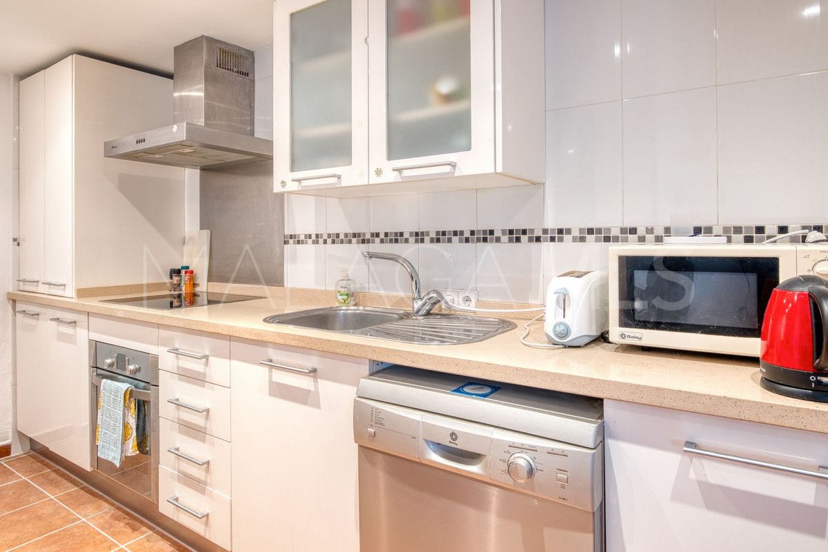 Buy Sierrezuela 5 bedrooms villa