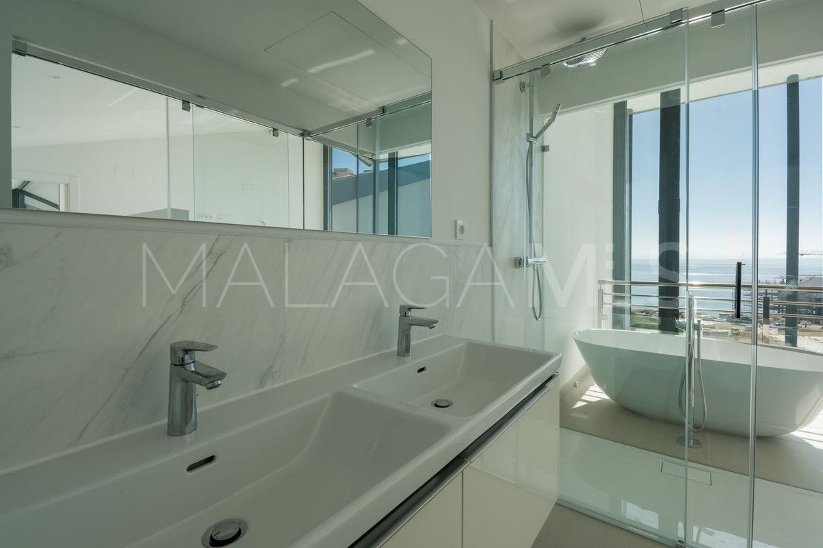 Maison de ville for sale in Benalmadena Costa