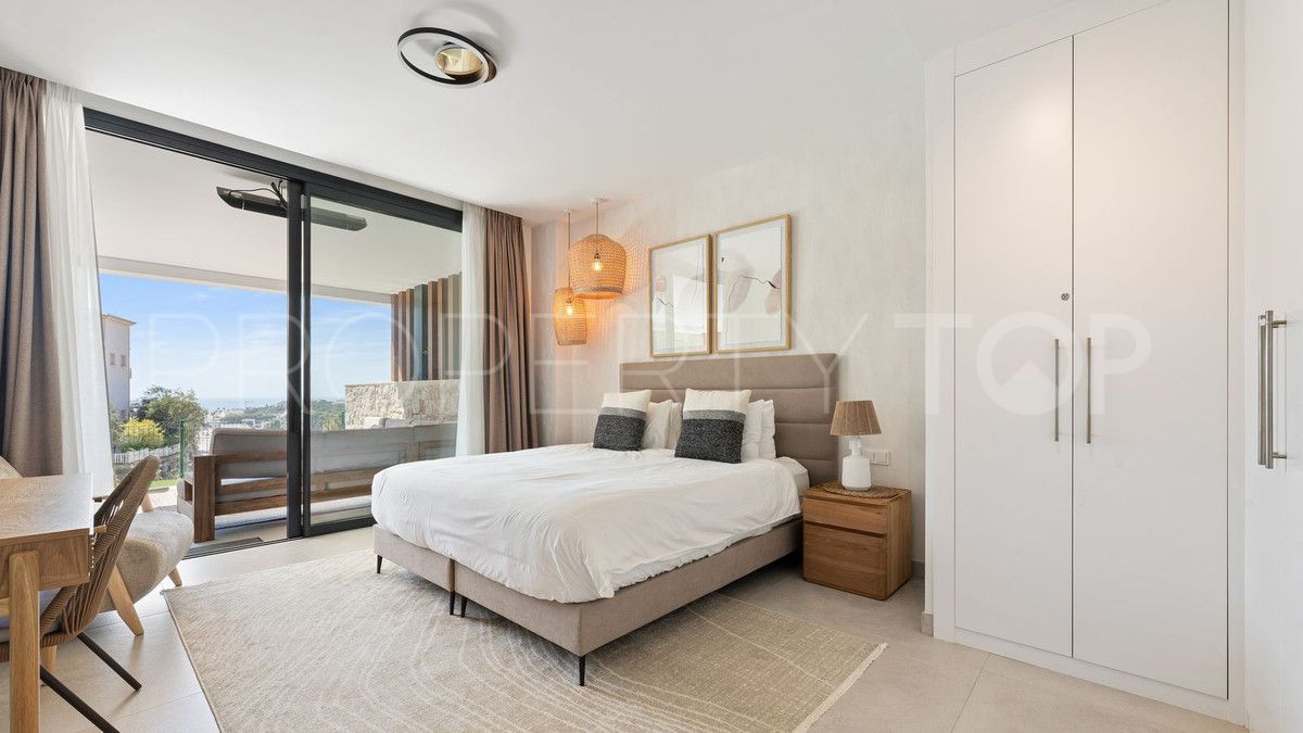 Comprar apartamento planta baja en Marbella Ciudad de 3 dormitorios