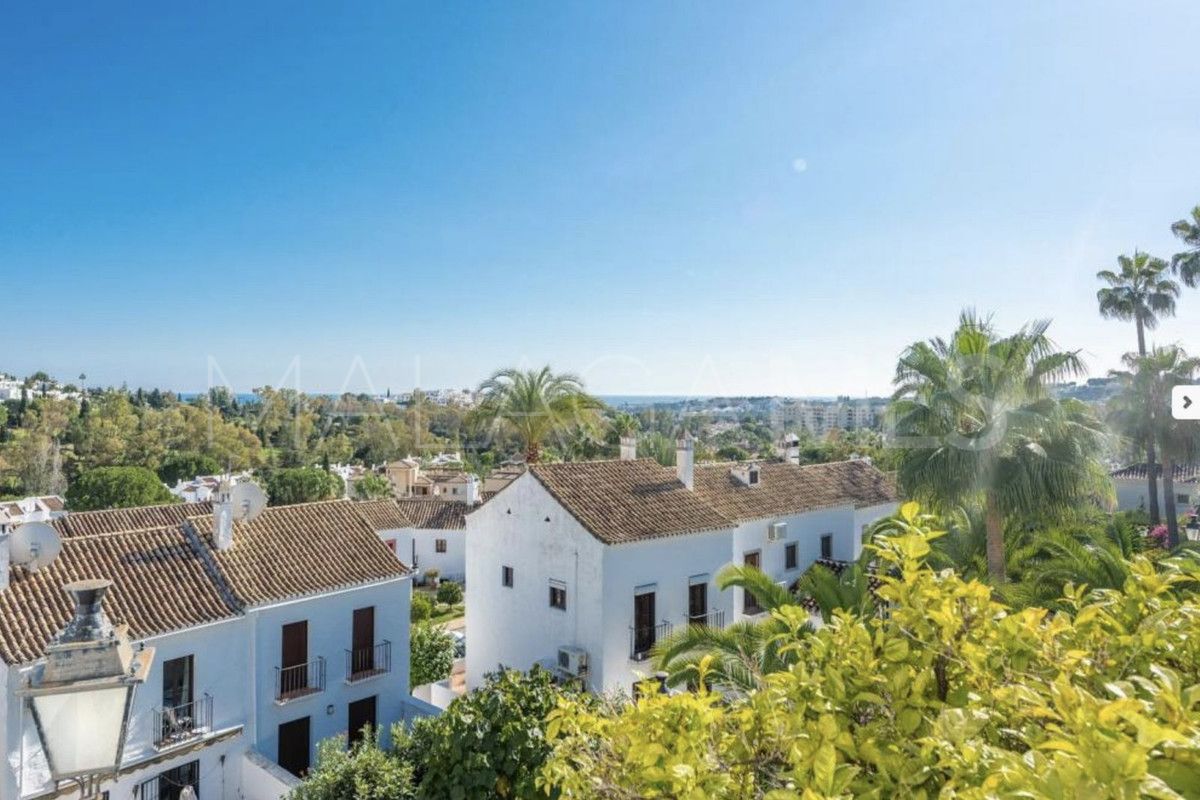 Reihenhaus for sale in Nueva Andalucia