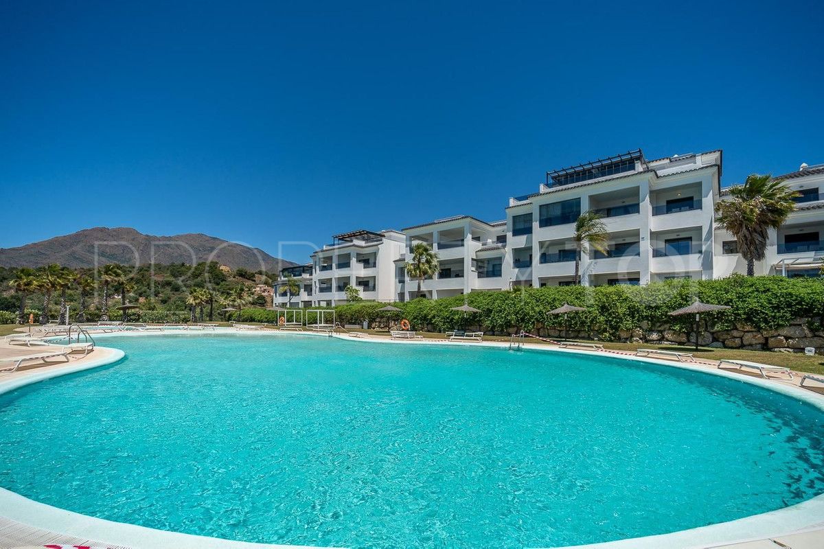 Se vende apartamento planta baja en Estepona de 2 dormitorios