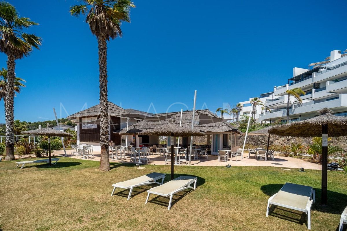 Se vende apartamento planta baja in Estepona de 2 bedrooms