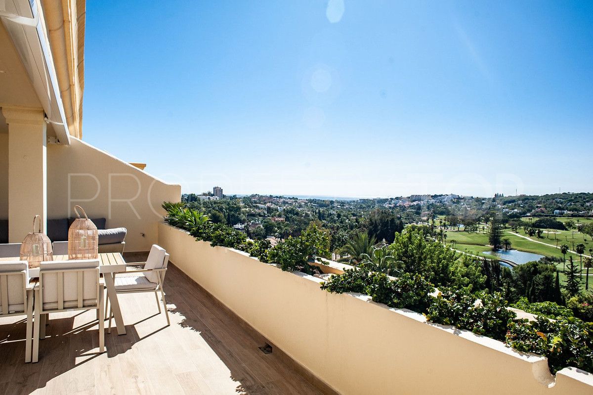 Nueva Andalucia penthouse for sale