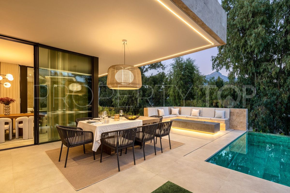 6 bedrooms villa in Marbella City for sale