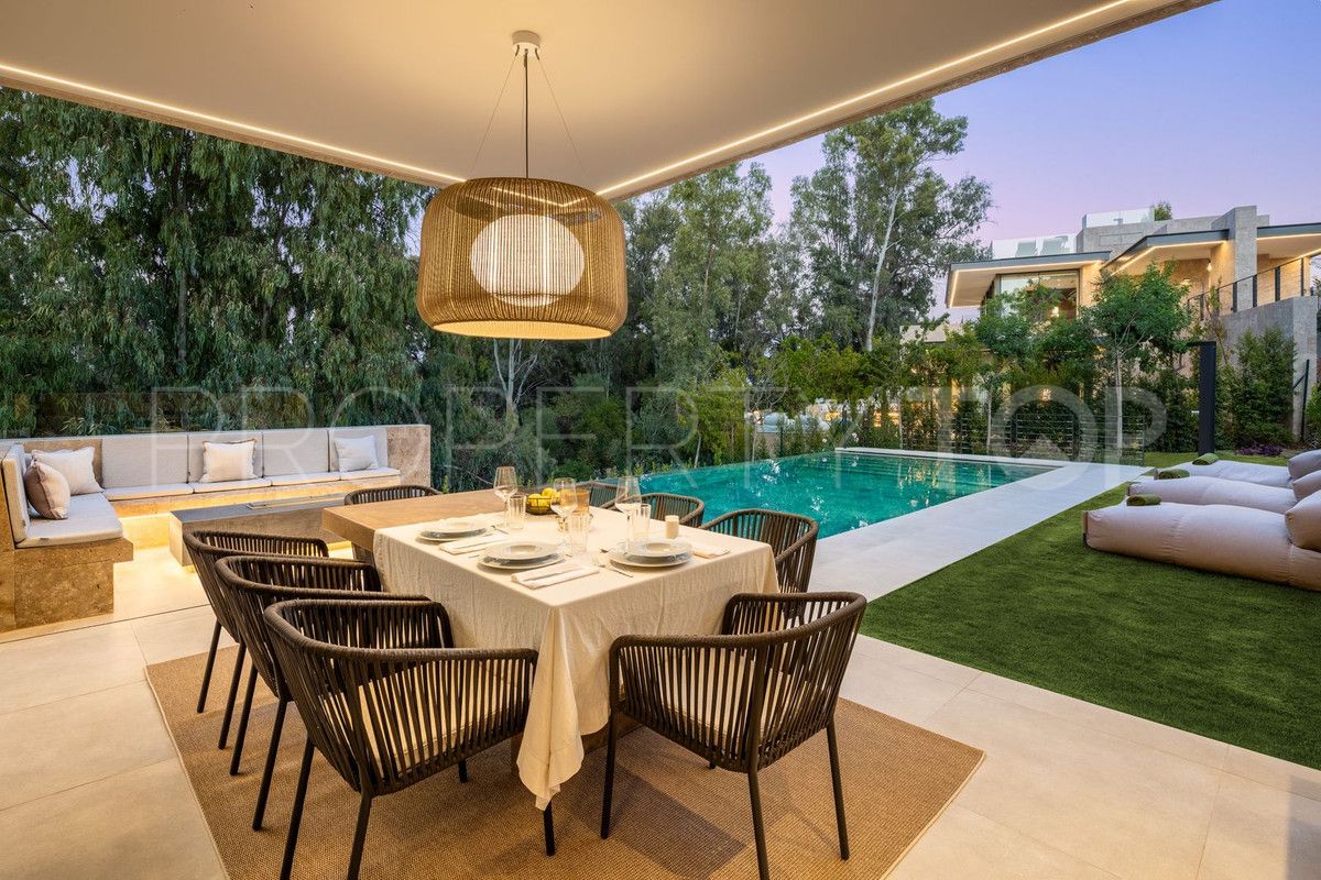 6 bedrooms villa in Marbella City for sale