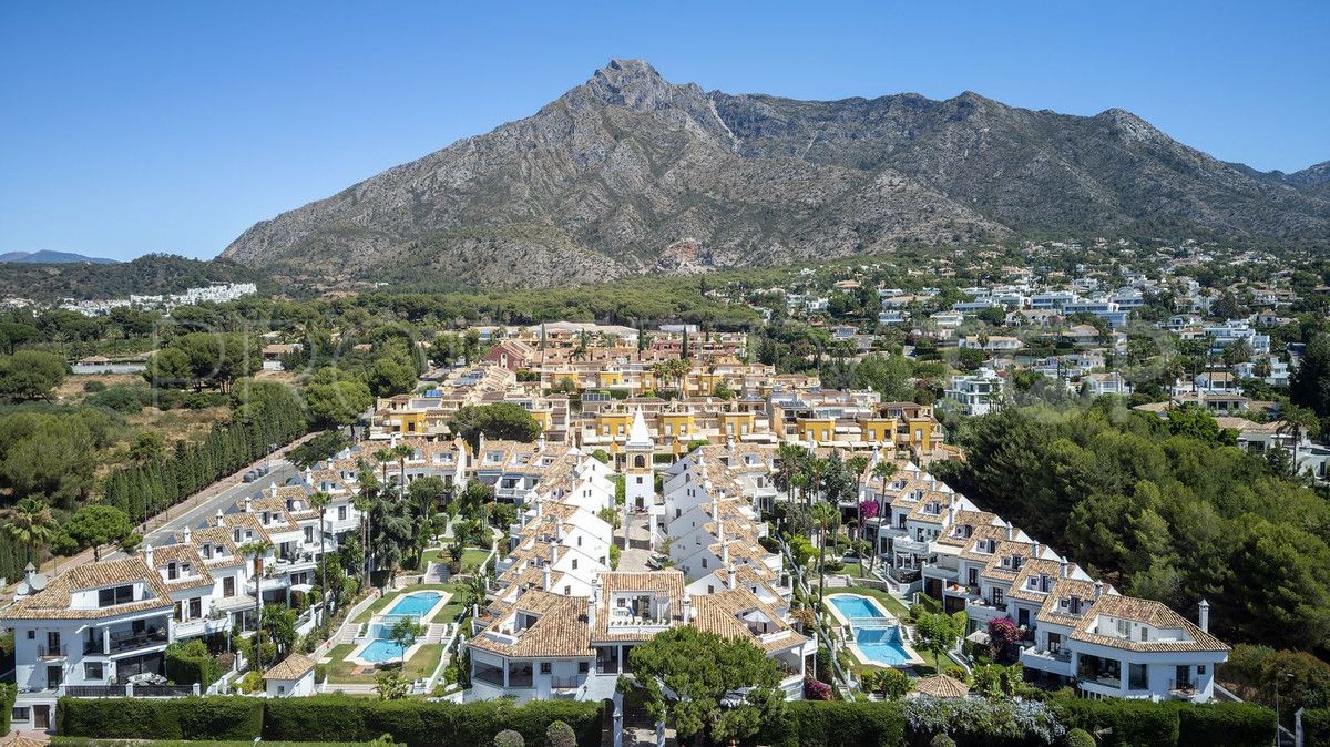 3 bedrooms penthouse in Marbella City for sale