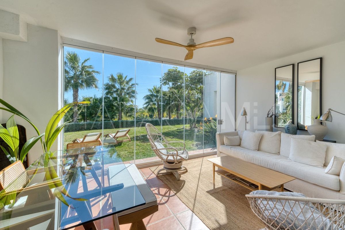 Erdgeschosswohnung for sale in Estepona