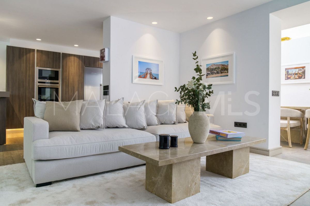 Villa for sale in Marbella City
