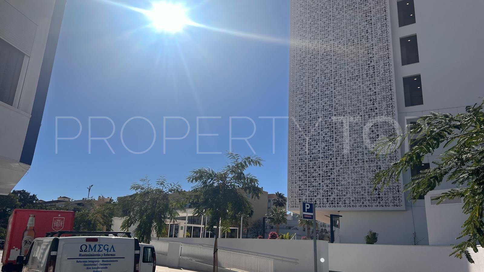 Edificio singular en venta en Estepona