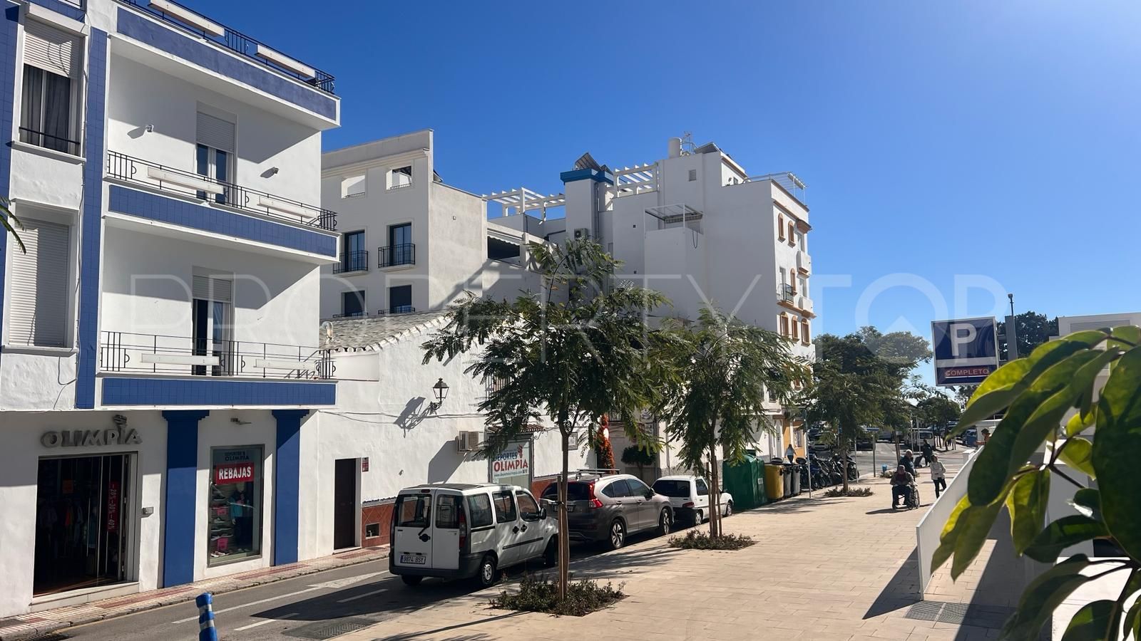 Edificio singular en venta en Estepona