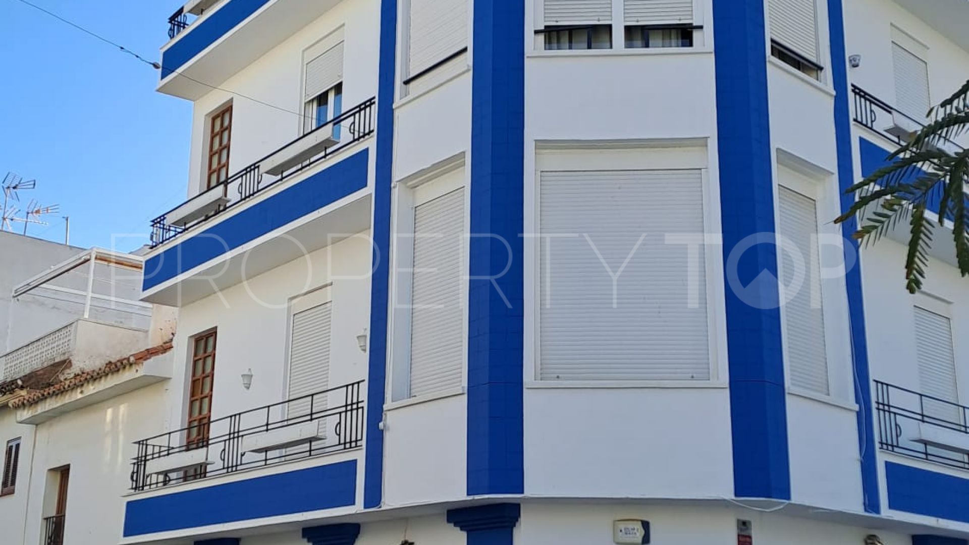 Edificio singular en venta en Estepona