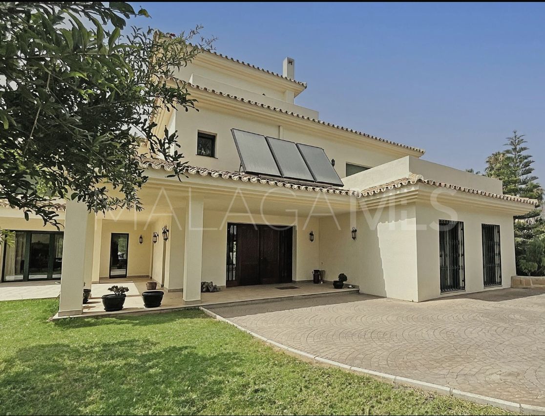 Se vende casa with 6 bedrooms in San Miguel