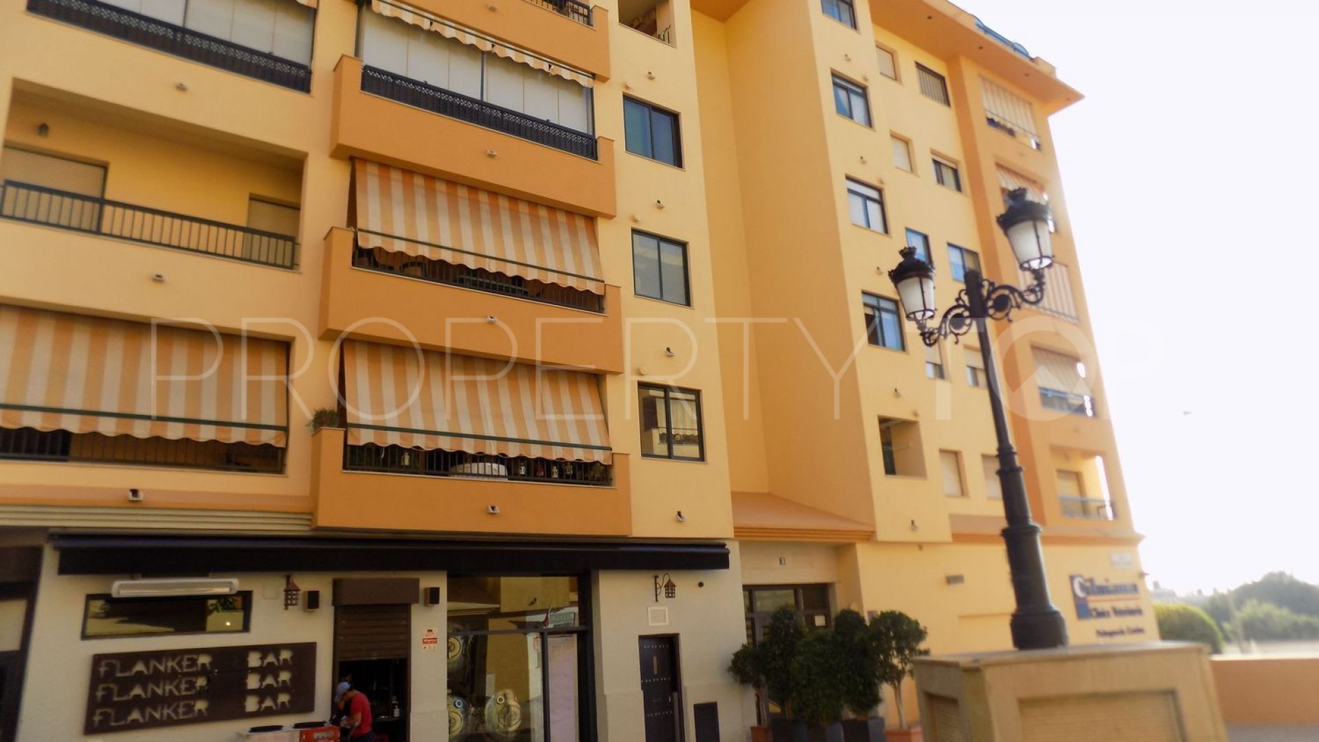 Comprar piso en San Pedro de Alcantara de 2 dormitorios