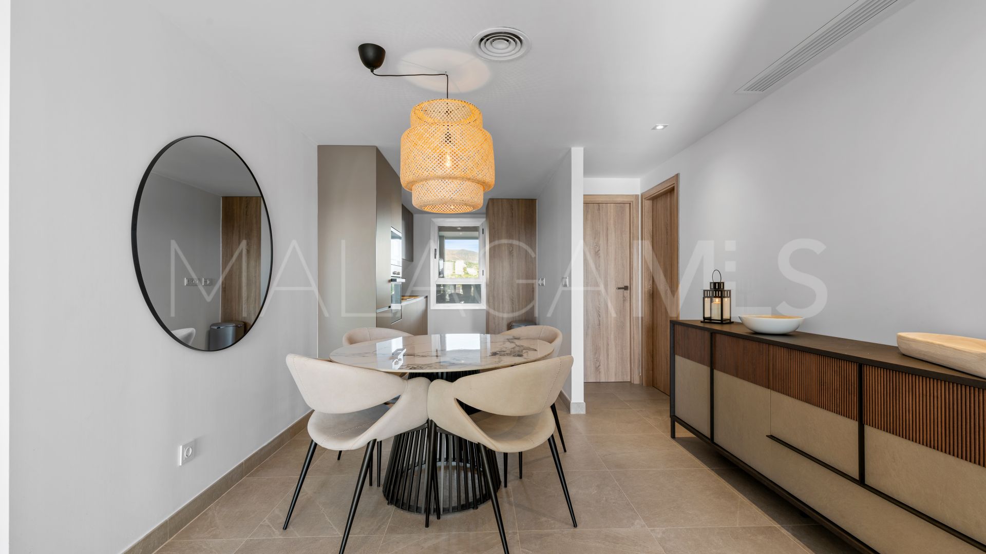 Erdgeschosswohnung for sale in Estepona Golf