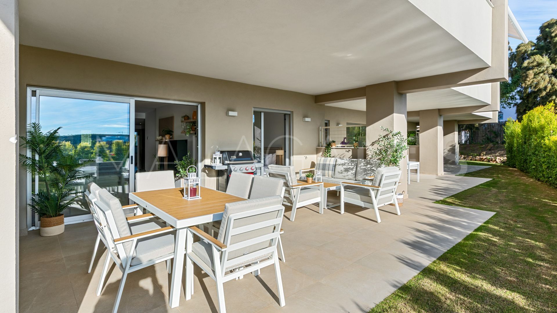 Erdgeschosswohnung for sale in Estepona Golf