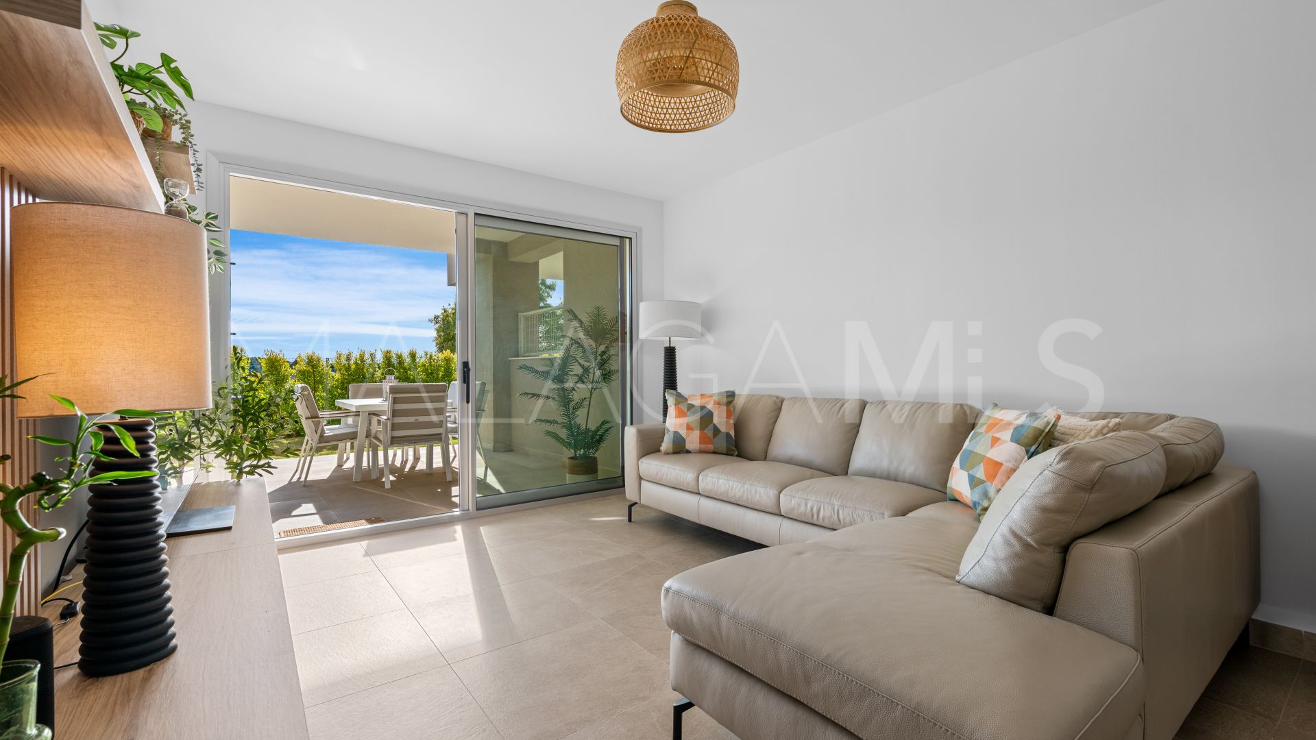 Erdgeschosswohnung for sale in Estepona Golf