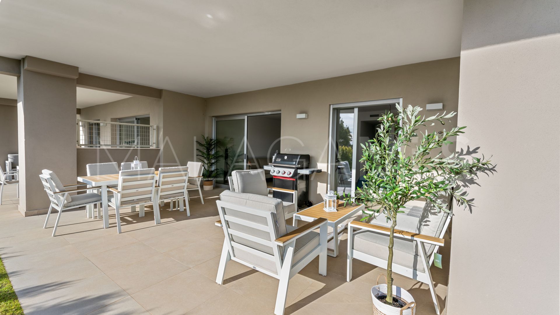 Erdgeschosswohnung for sale in Estepona Golf
