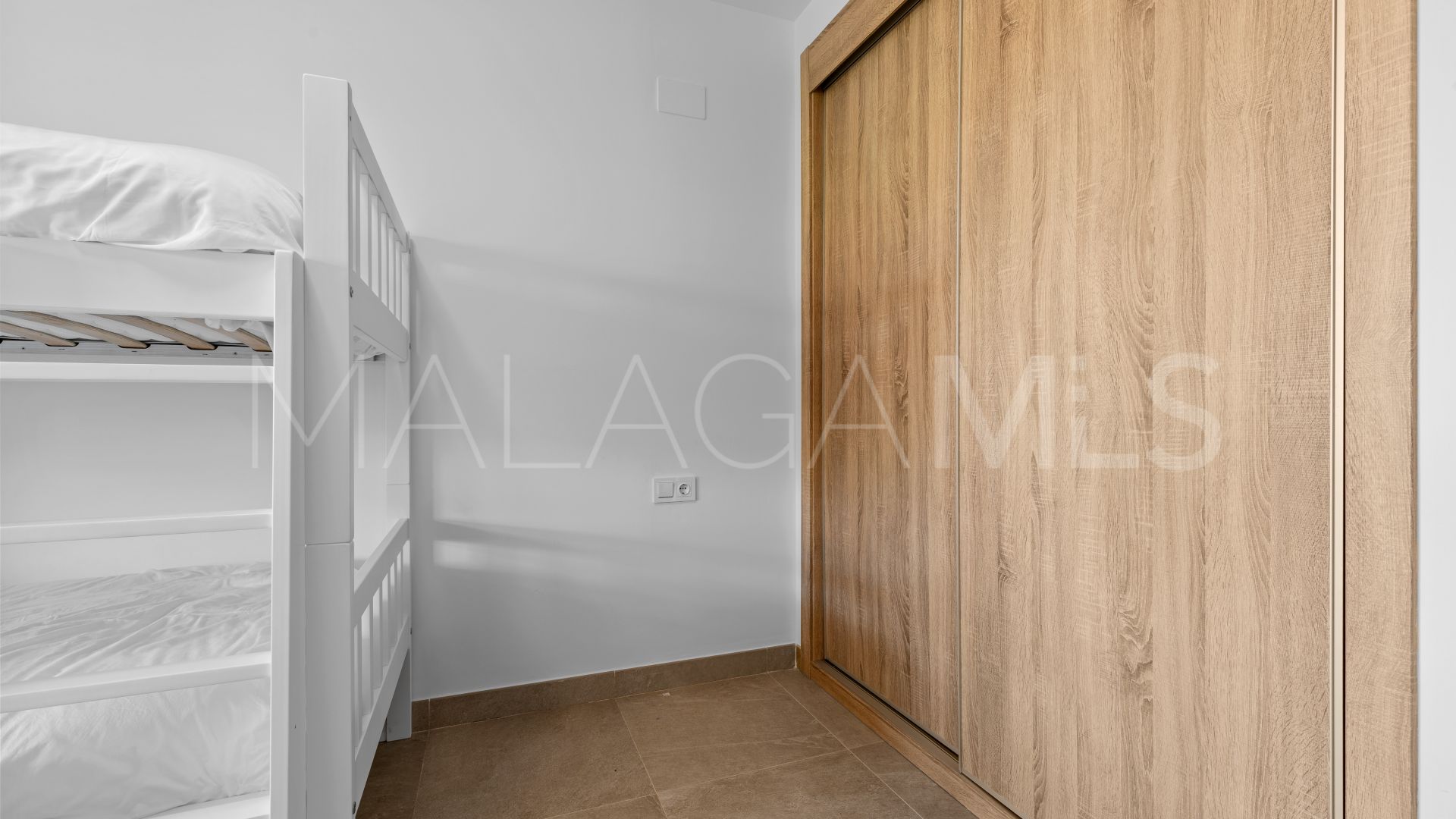 Erdgeschosswohnung for sale in Estepona Golf