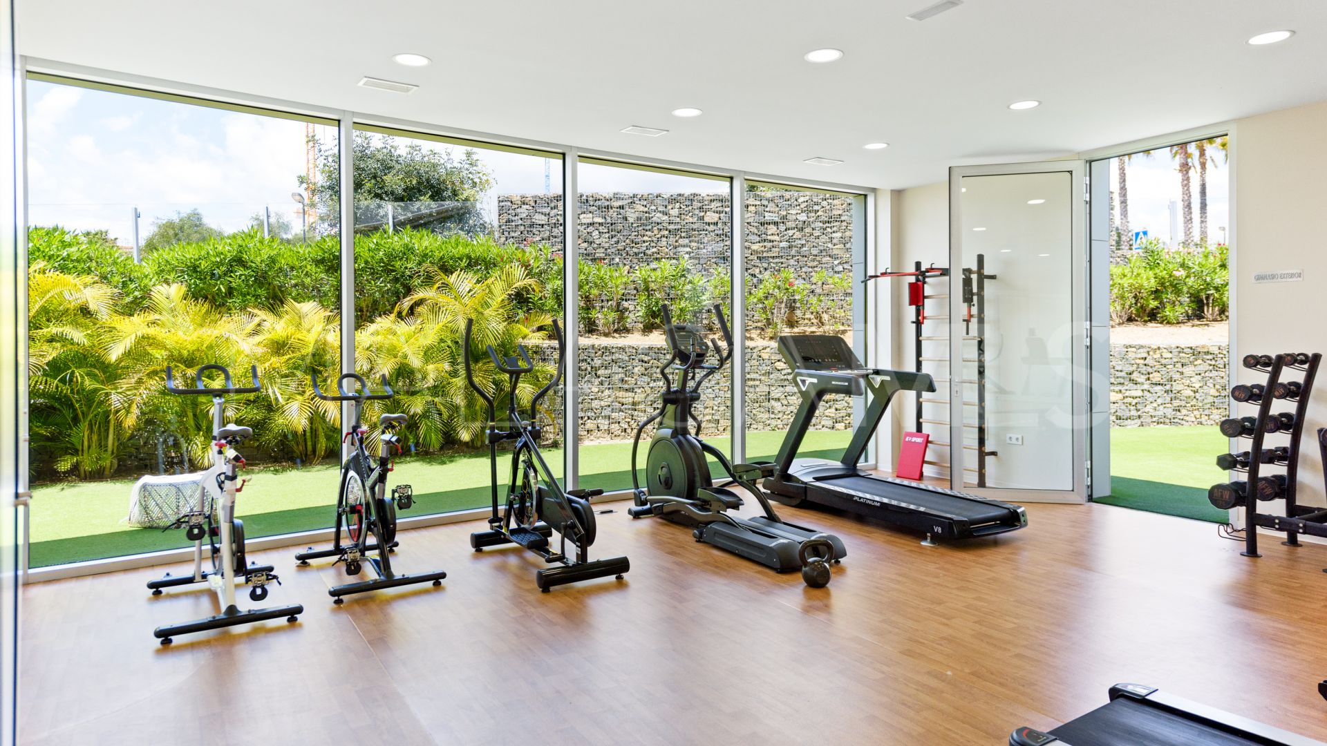 Takvåning for sale in The Edge