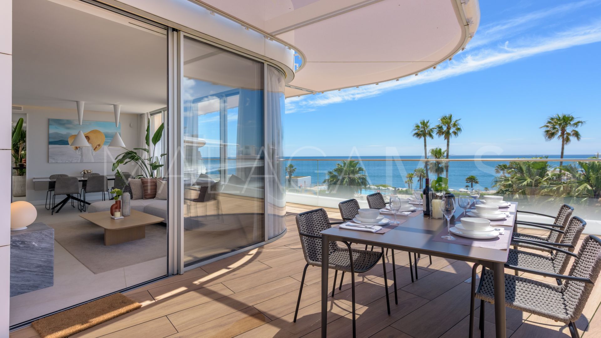 Takvåning for sale in The Edge