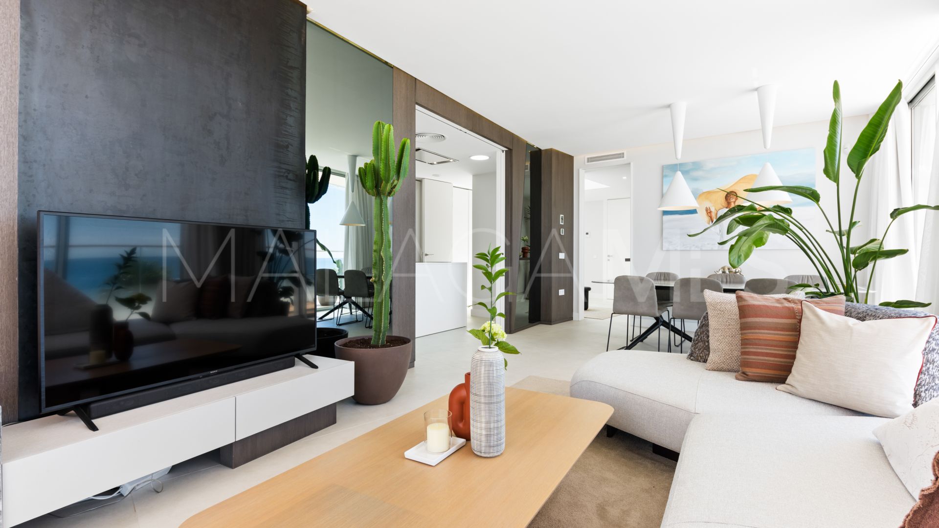 Takvåning for sale in The Edge