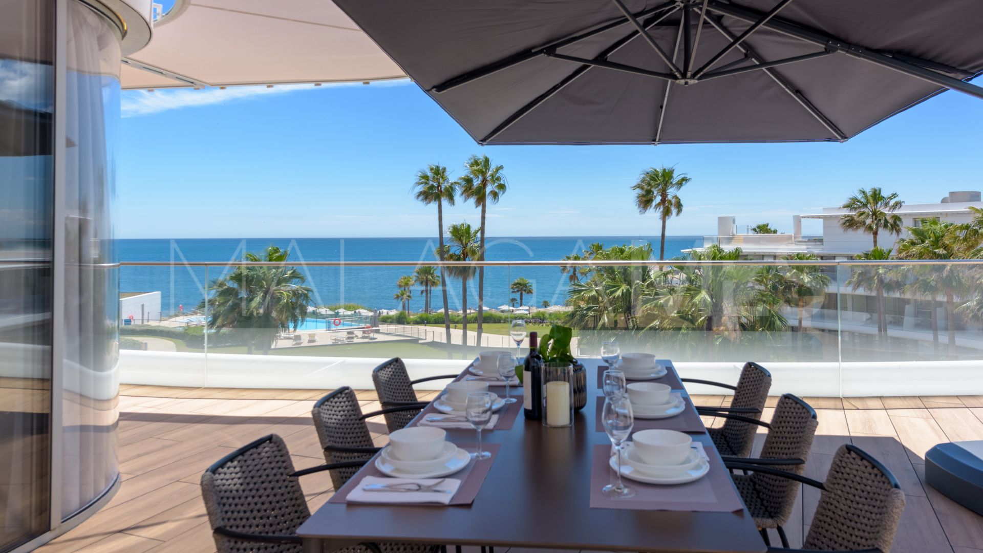 Takvåning for sale in The Edge