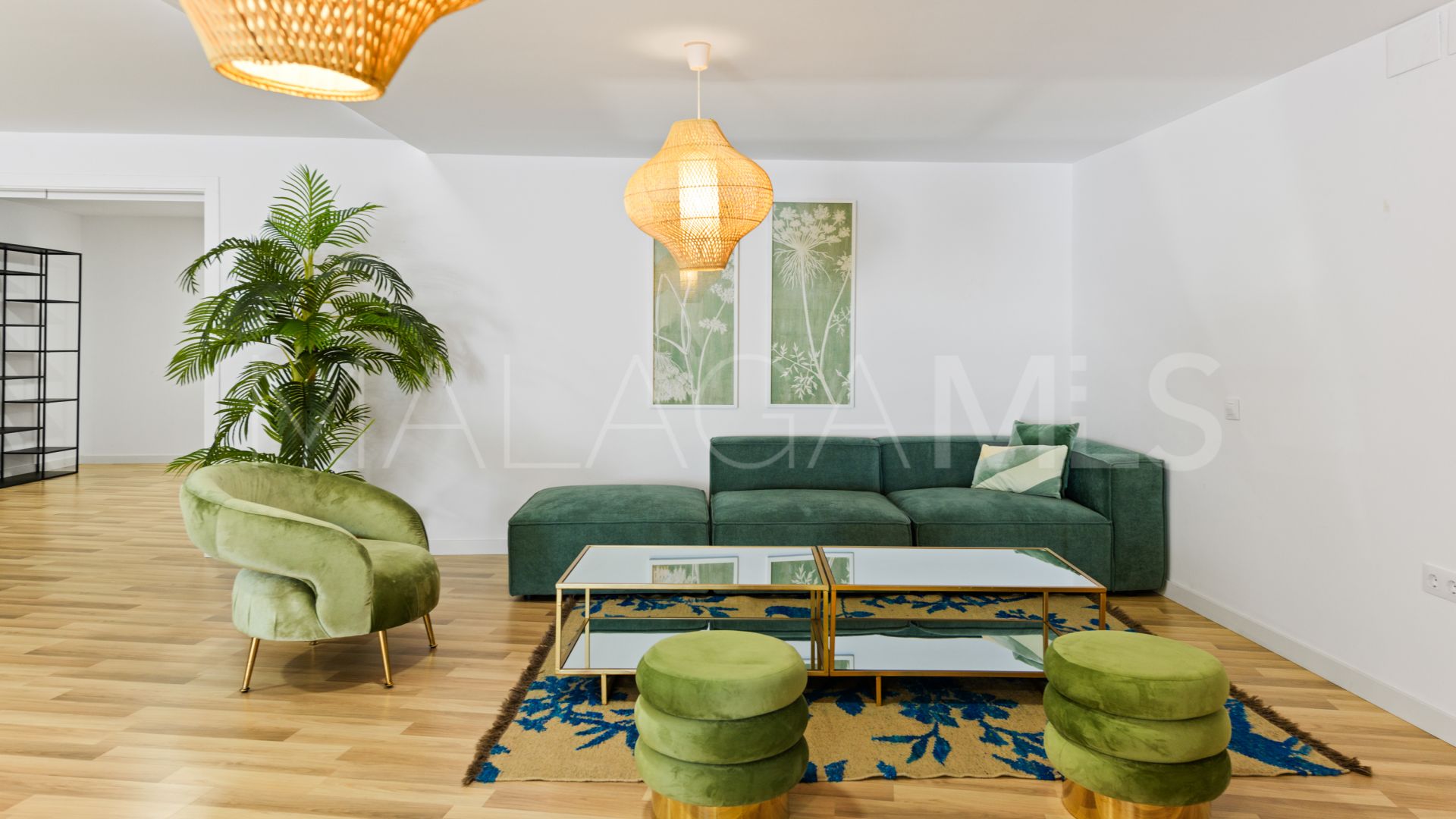 Takvåning for sale in The Edge