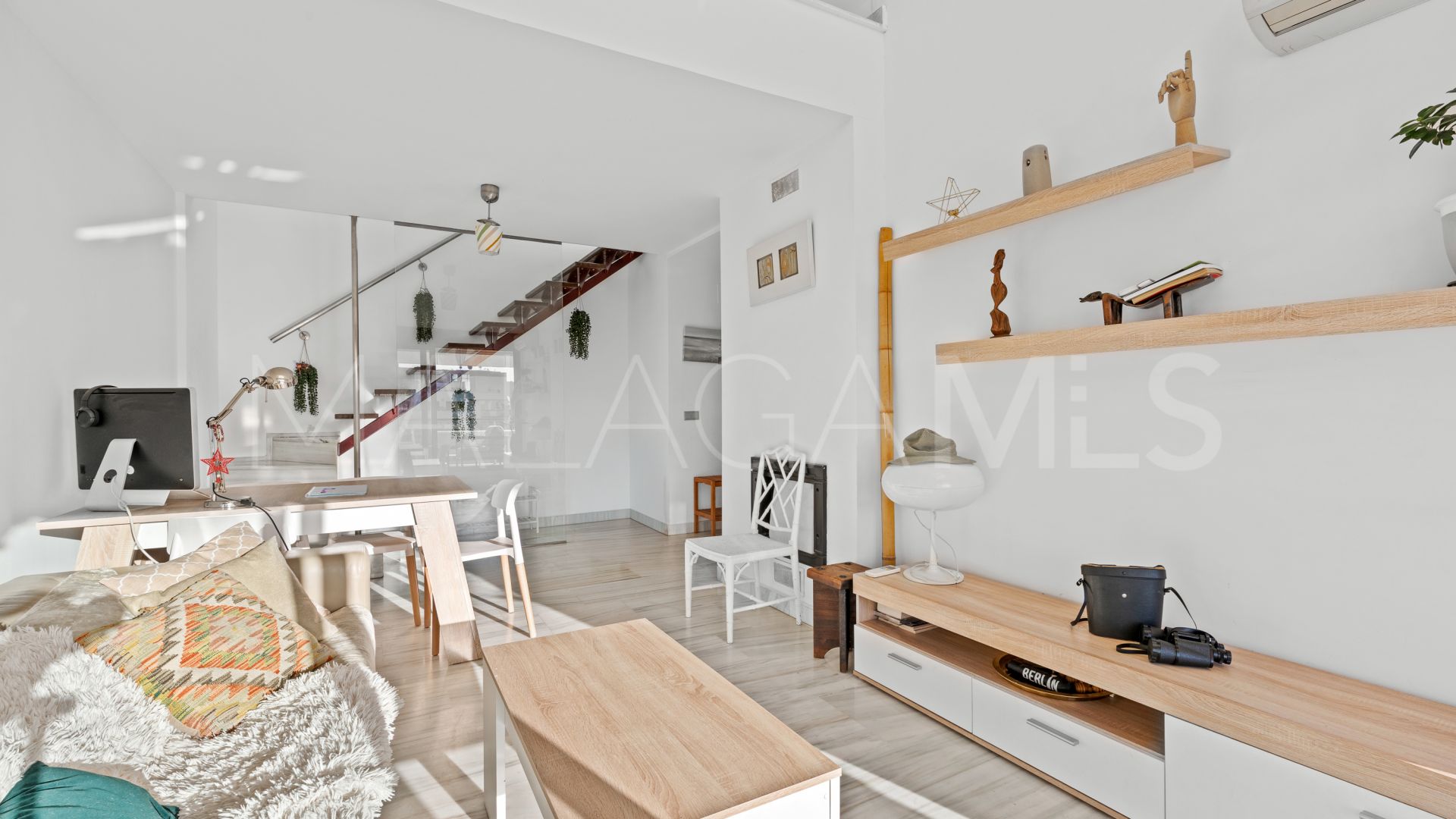 Tvåvånings takvåning for sale in Parque Botanico