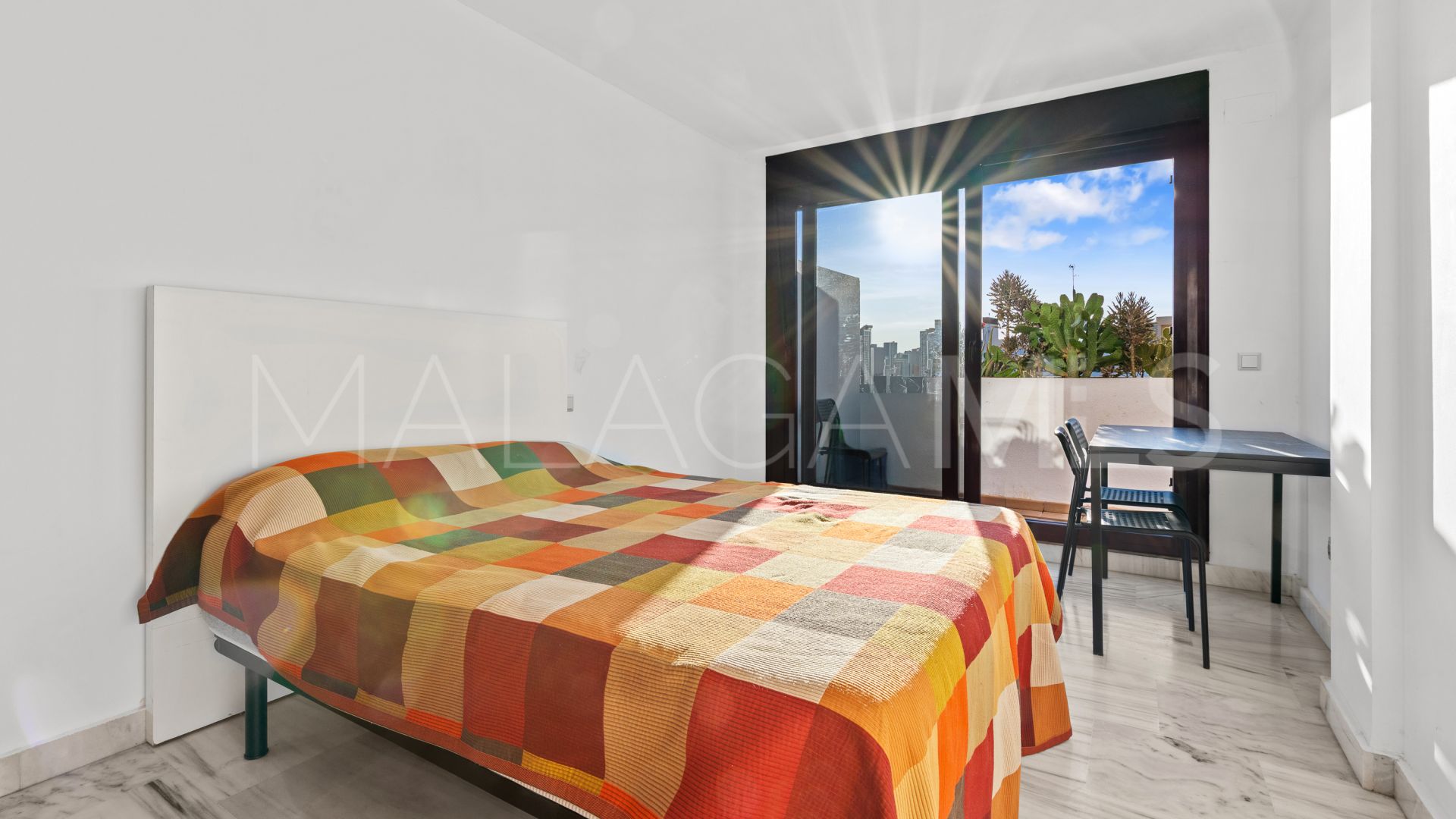 Tvåvånings takvåning for sale in Parque Botanico