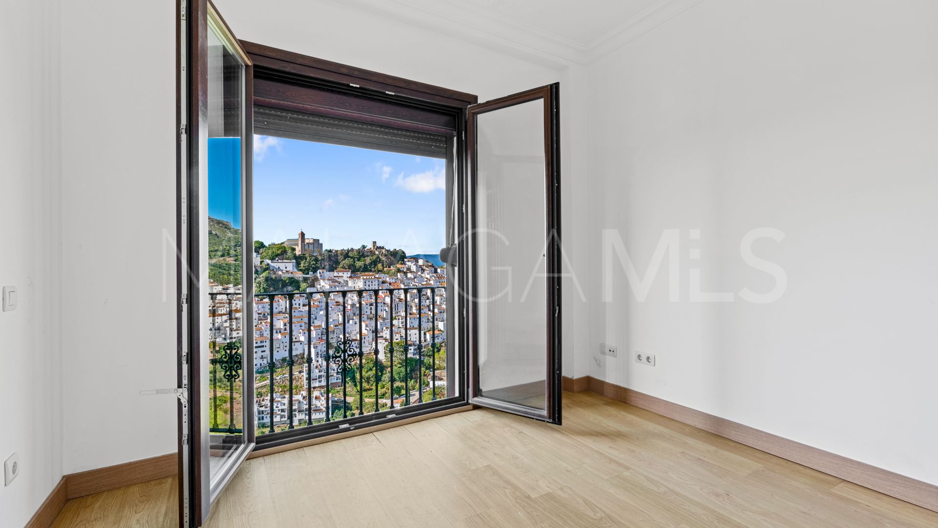 Radhus for sale in Casares Pueblo