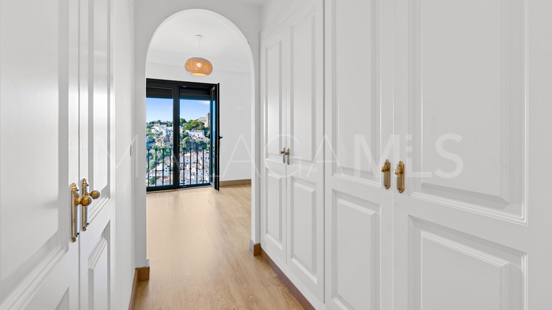 Radhus for sale in Casares Pueblo