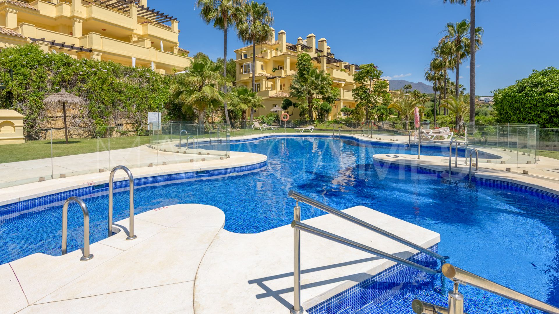 Appartement rez de chaussée for sale in Majestic