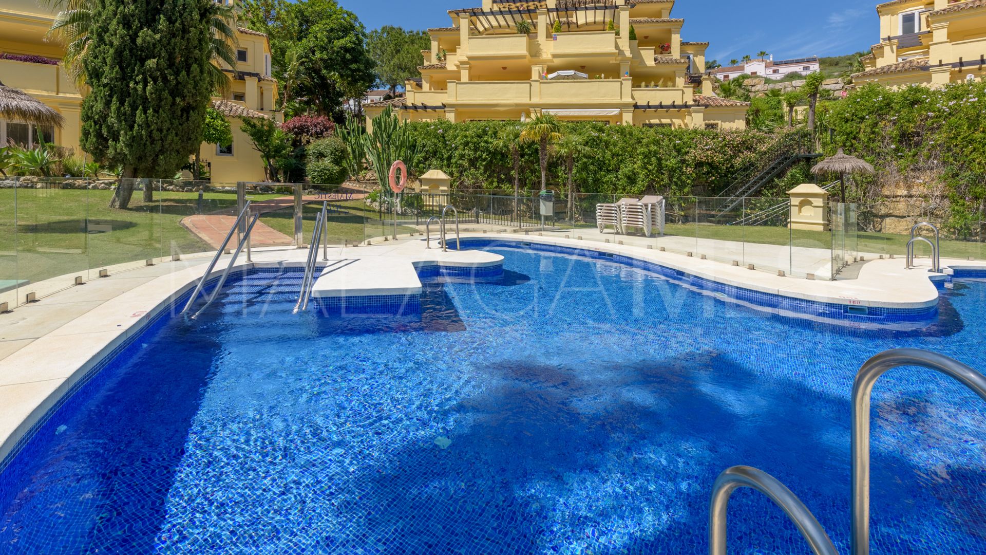 Appartement rez de chaussée for sale in Majestic