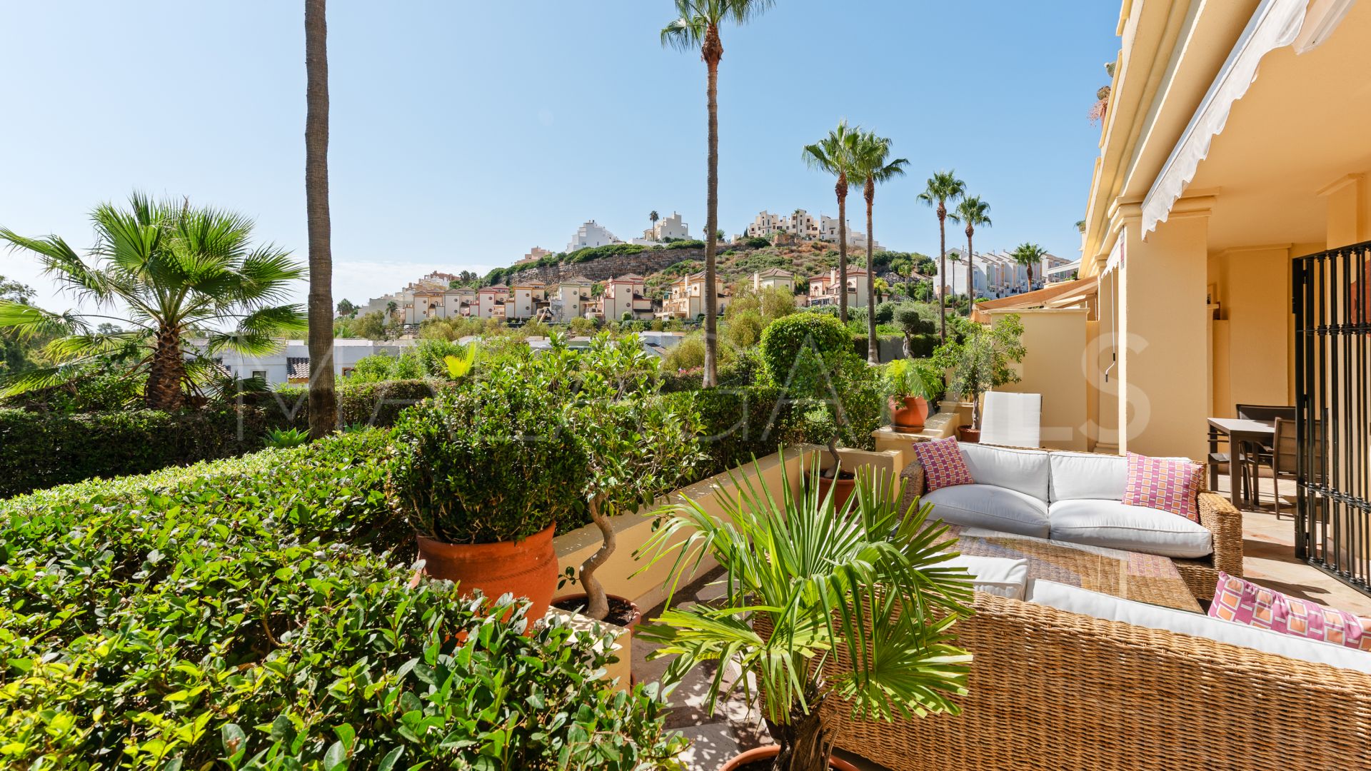 Appartement rez de chaussée for sale in Majestic