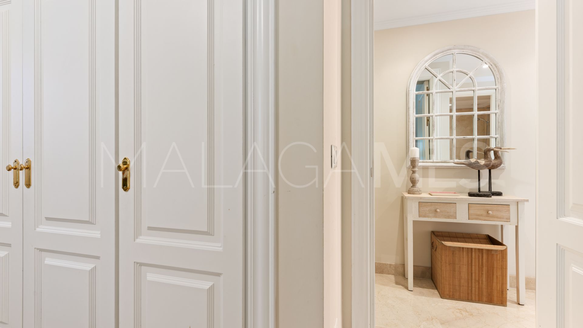 Appartement rez de chaussée for sale in Majestic