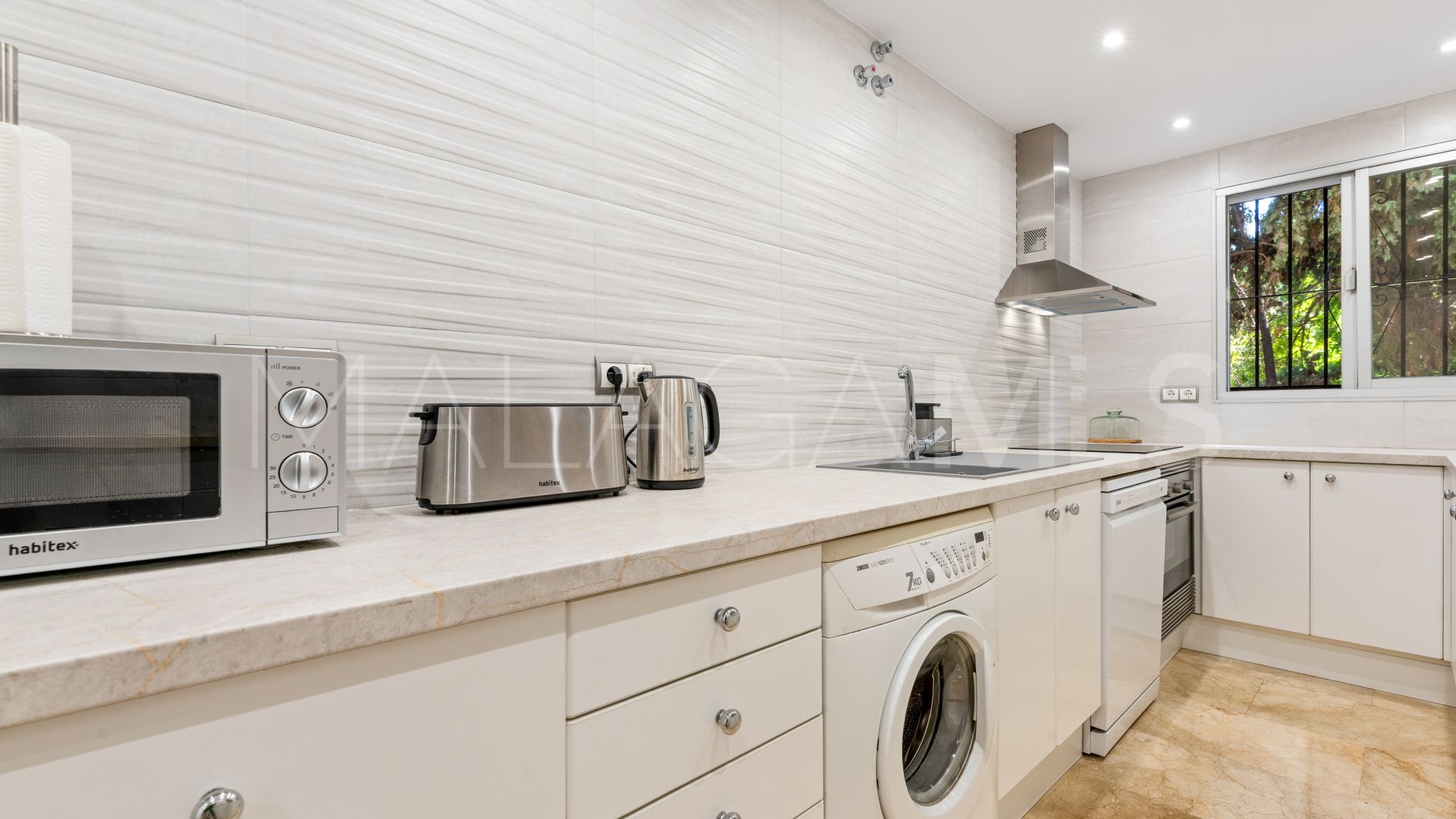 Appartement rez de chaussée for sale in Marbella Centro